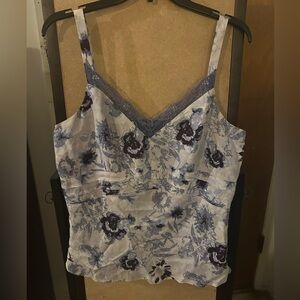 NWT Women’s Ann Taylor Blue and White Floral Camisole